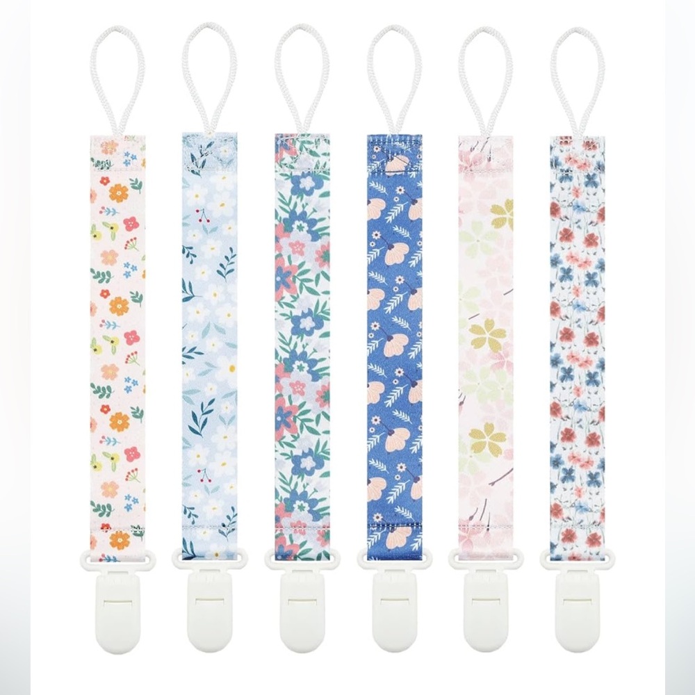 Pacifier clips